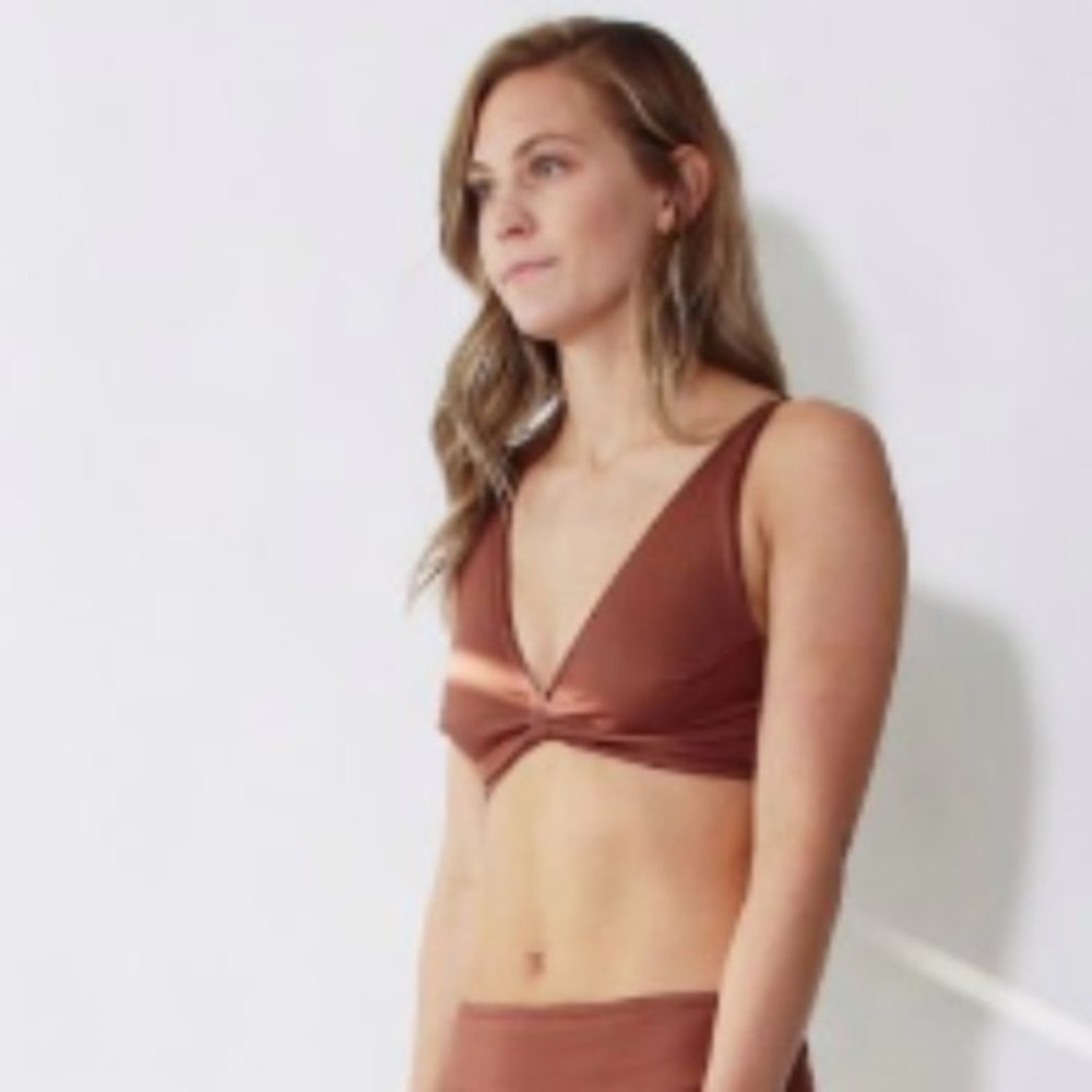 Hackwith Design House Knot Swim Top L